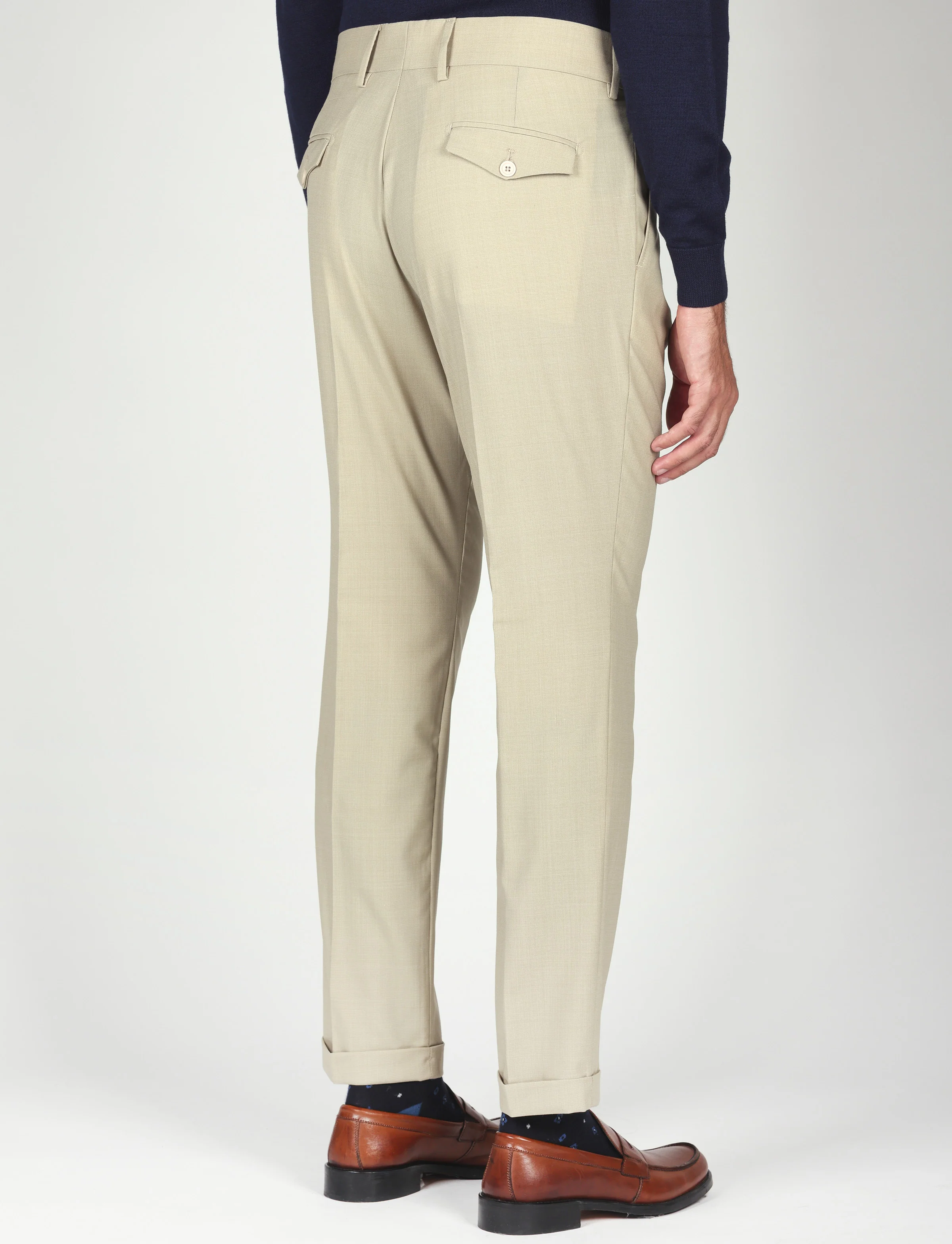 Pantalone tinta unita con pinces in lana - Image 24
