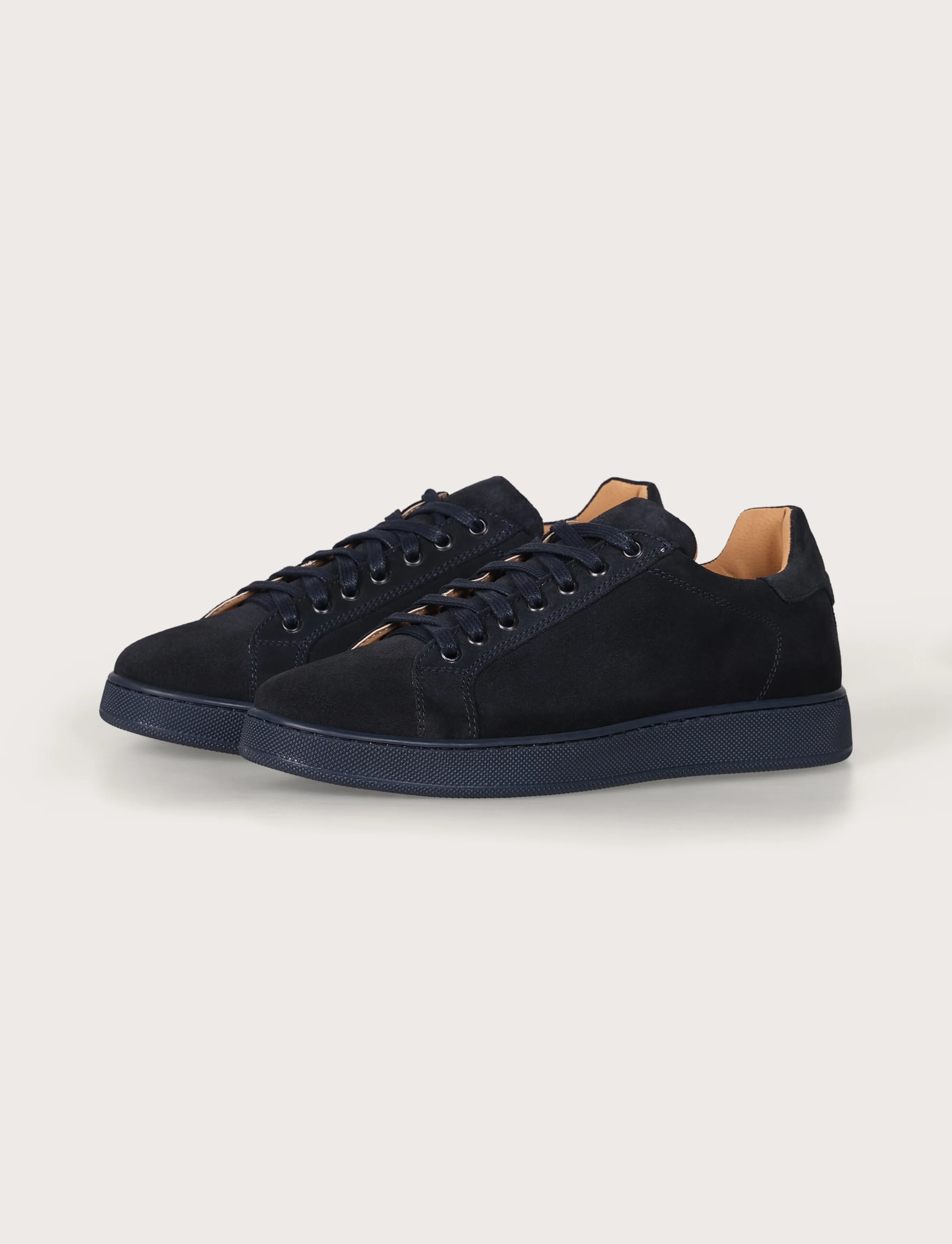 Sneakers in camoscio con suola in gomma - Image 5