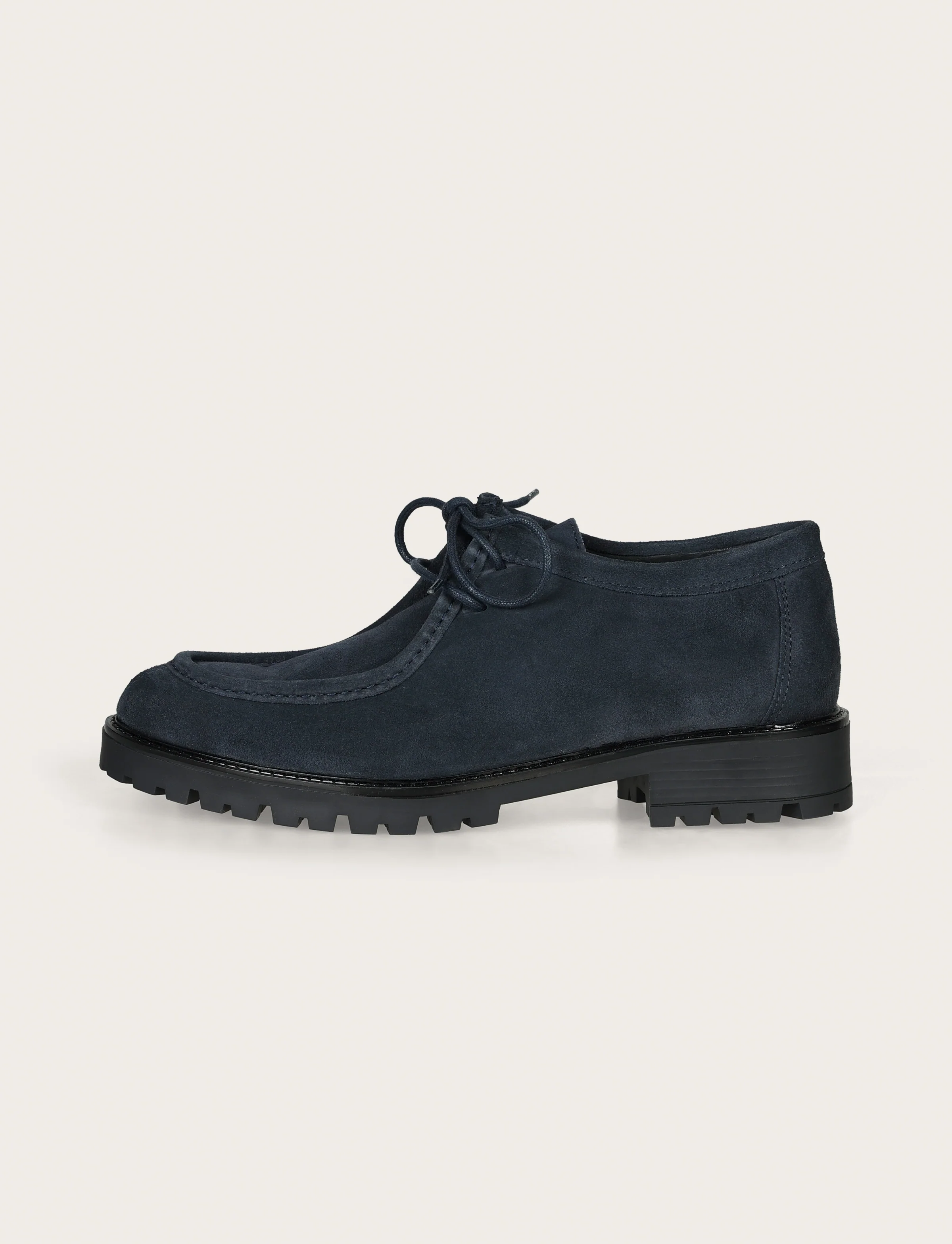 Scarpe stringate in camoscio con suola carrarmato - Image 10